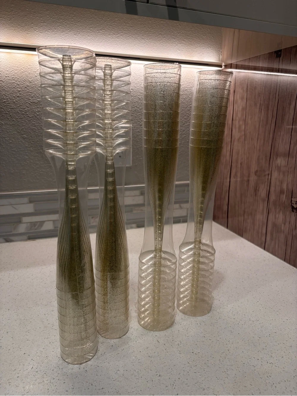 70 Gold Glitter Plastic Champagne Flutes | Reusable Party Toasting Glasses | 7”